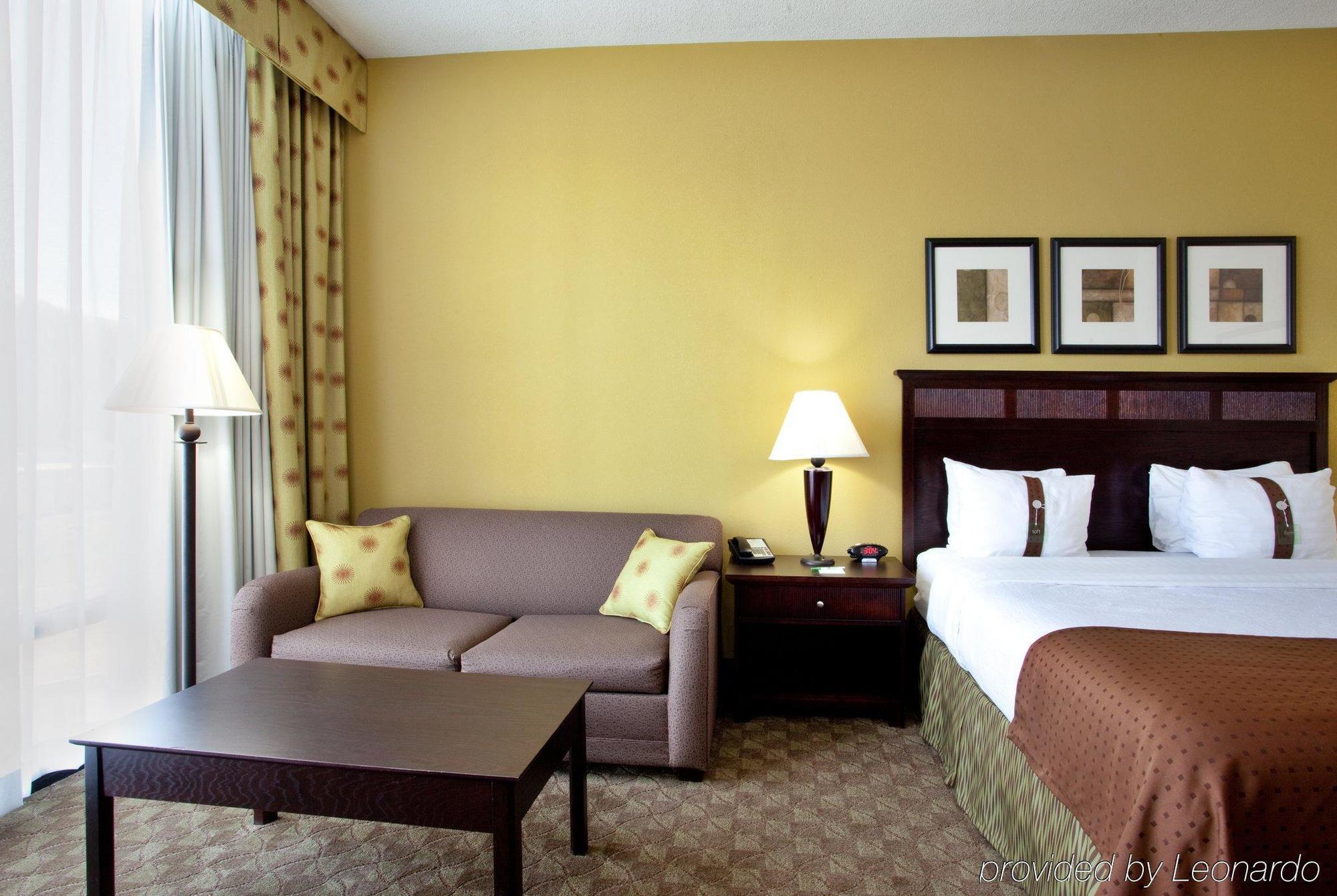 Holiday Inn Roanoke - Tanglewood Route 419 & I 581, An Ihg Hotel Kamer foto